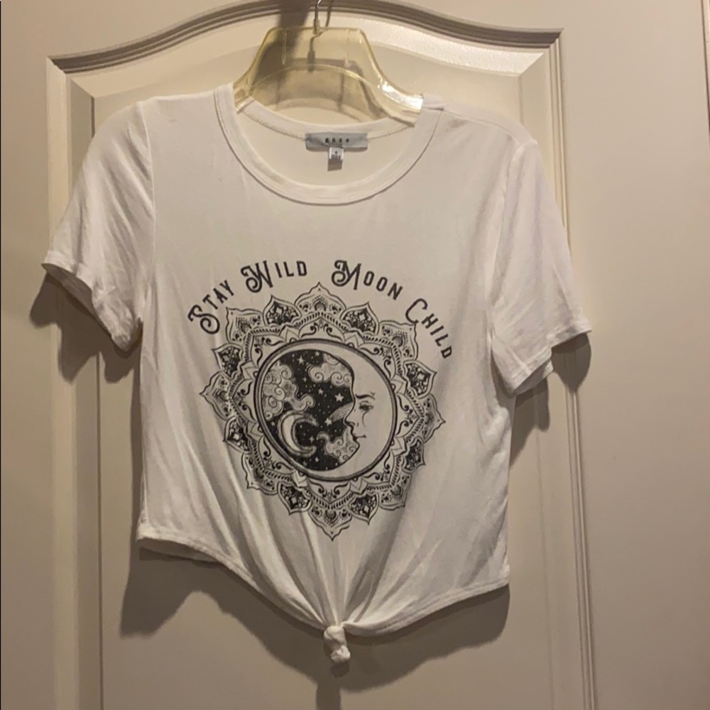 cute “stay wild moon child” cropped t’shirt